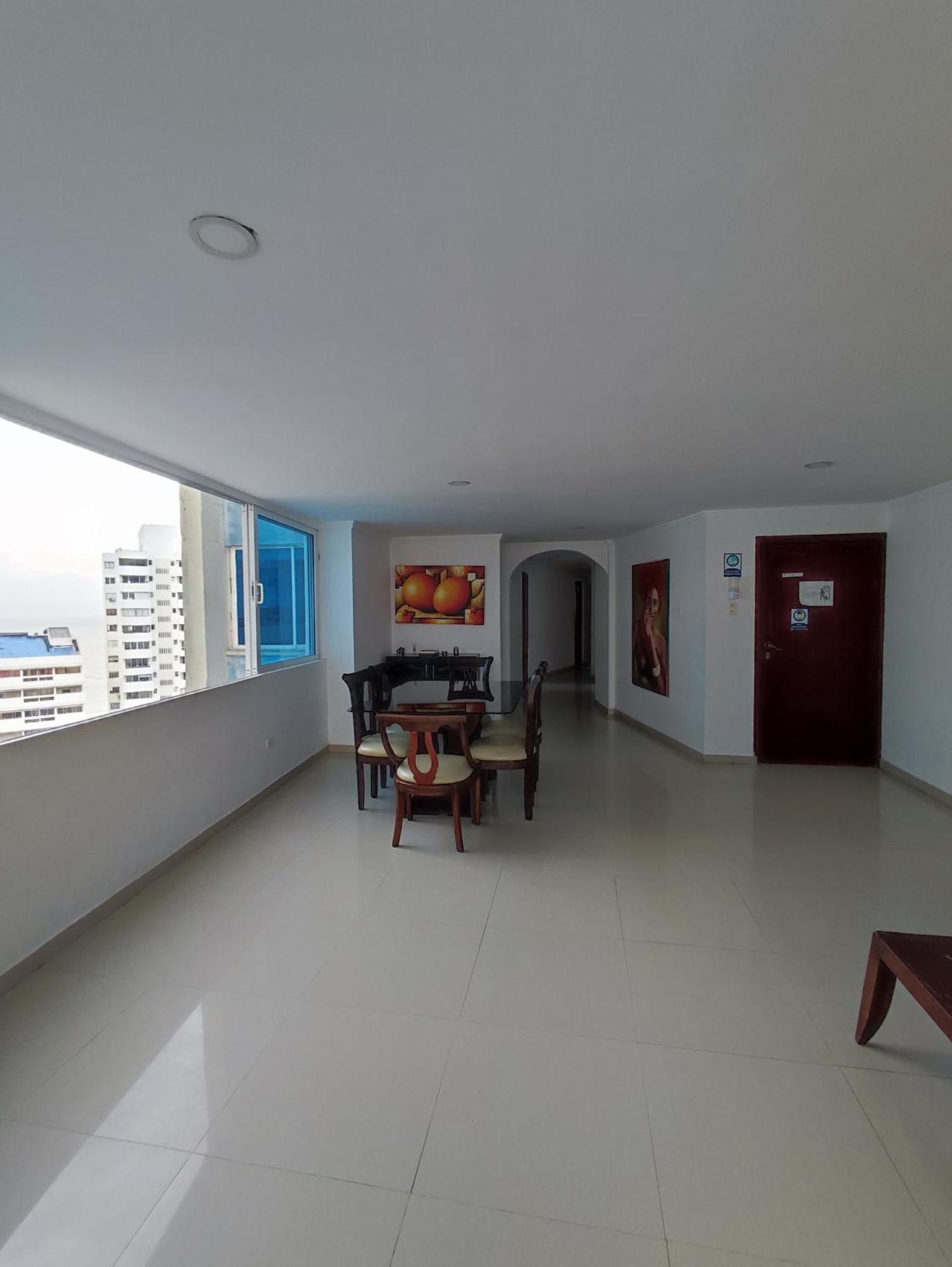 Apartment Con Vista Al Mar